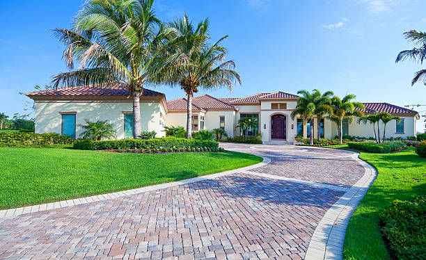 Best Professional Driveway Pavers  in Drew, MS